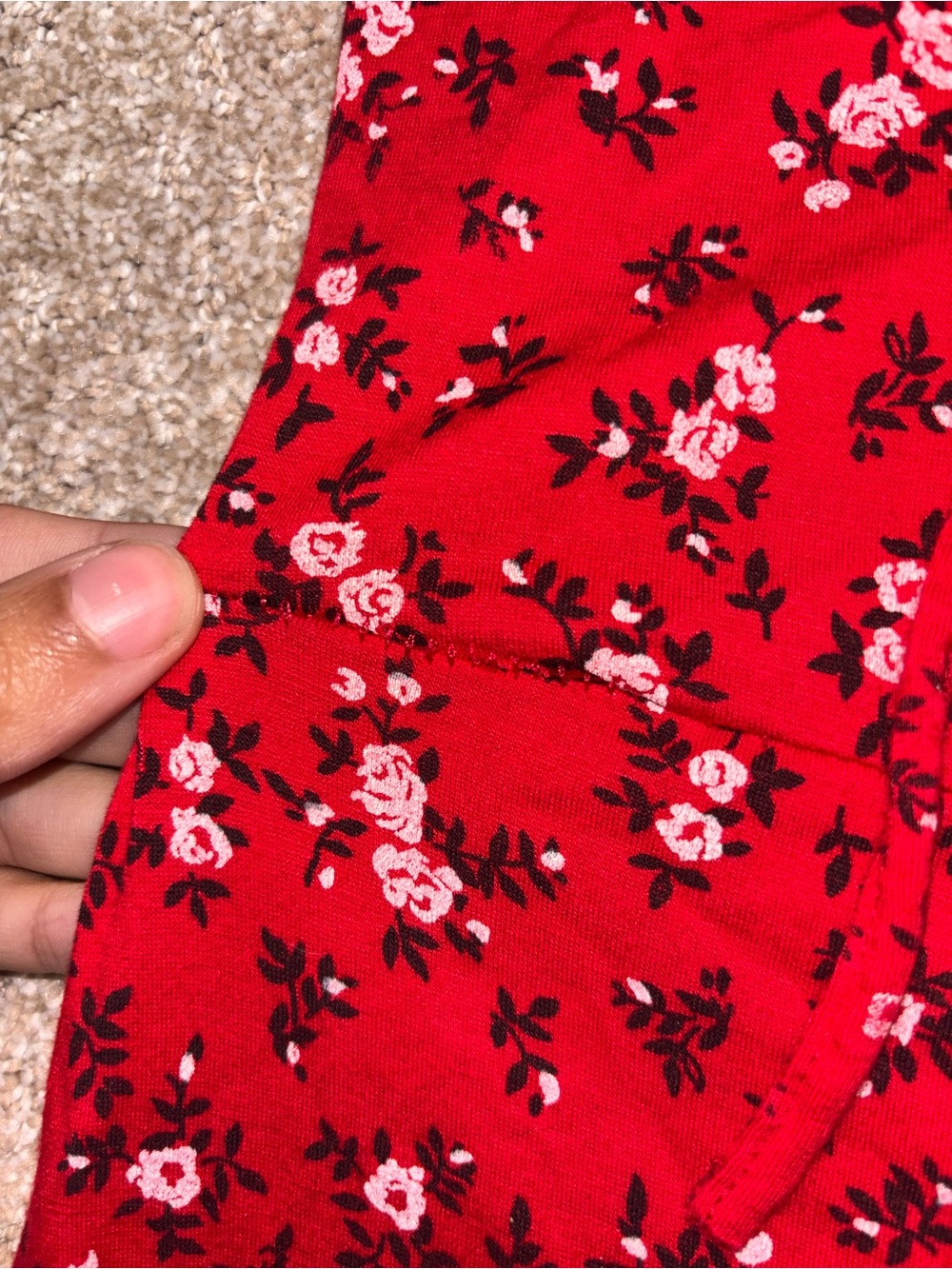 PrettyLittleThing Red Floral Off-Shoulder Midi Dress with Puff Sleeves - Picture 3 of 4
